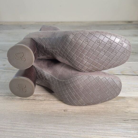 Donald J Pliner Gisele2 Suede Ankle Fashion Boots Sz 8.5M - Picture 7 of 14